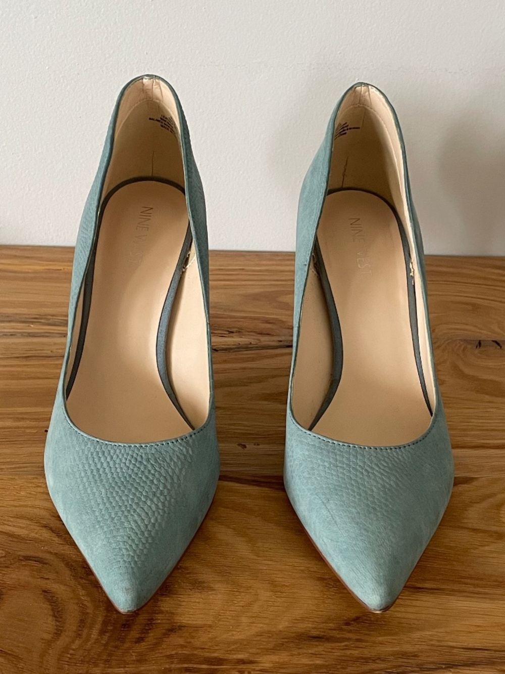 Nine West Stiletto Point Toe Light Blue Women’s Size 8.5 M